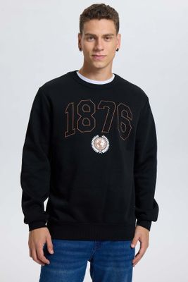 Imagen 2 del producto Polerón Hombre Bordado Negro