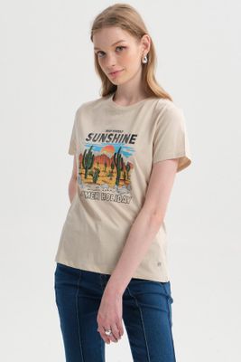 Imagen 1 del producto Polera Mujer Básica Print Beige Claro