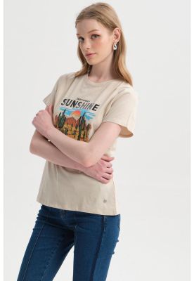 Imagen 2 del producto Polera Mujer Básica Print Beige Claro