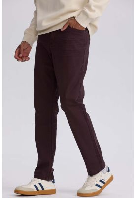 Imagen 2 del producto Jeans Hombre Slim Color Berenjena