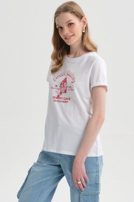 Imagen 2 del producto Polera Mujer Gráfica Roll Up Rojo II