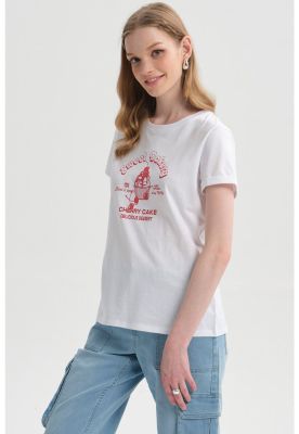 Imagen 2 del producto Polera Mujer Gráfica Roll Up Rojo