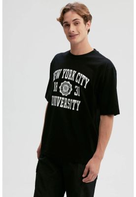 Imagen 2 del producto Polera Hombre Print Central Negro - V