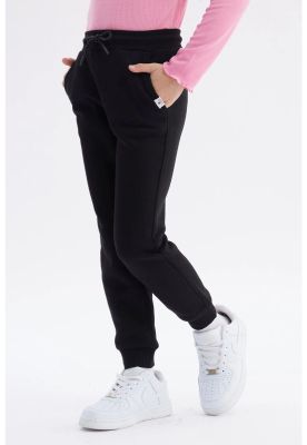 Imagen 2 del producto Pantalón Buzo Niña Jogger Negro - ll