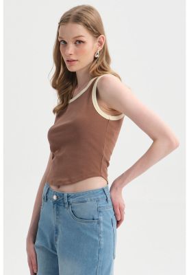 Imagen 2 del producto Peto Mujer Contraste Café Oscuro