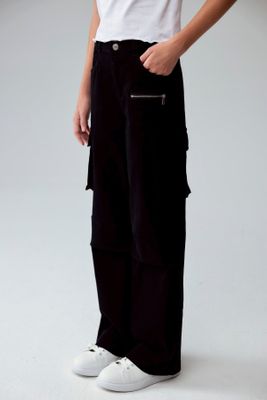 Imagen 2 del producto Pantalón Niña Calce Recto Cargo Negro