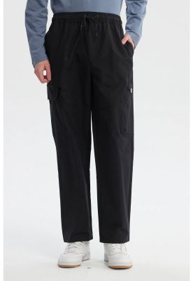 Imagen 1 del producto Pantalón Hombre Juvenil Calce Recto Negro - ll