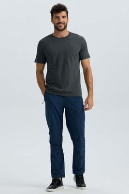 Polera Hombre Básica Con Bolsillo Gris Oscuro