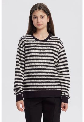 Imagen 1 del producto Polerón Niña Cuello Redondo Negro