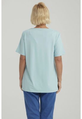 Imagen 2 del producto Polera Mujer Aplicación Cuello Celeste