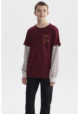 Imagen 1 del producto Polera Niño Doble Mangas Estampada Burdeo