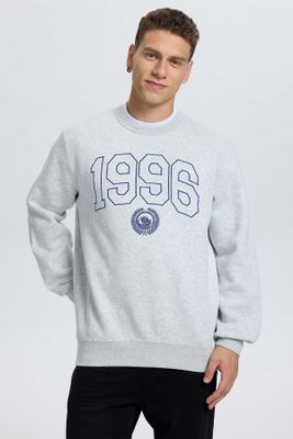 Polerón Hombre Bordado Gris