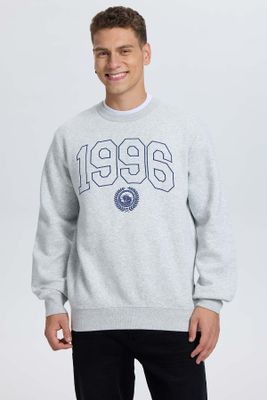 Imagen 2 del producto Polerón Hombre Bordado Gris