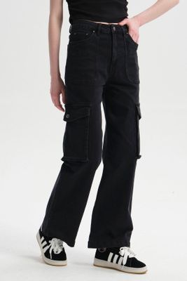 Imagen 2 del producto Jeans Mujer Cargo Calce Recto Negro II