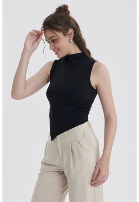 Imagen 2 del producto Polera Mujer Basta Asimétrica Negro