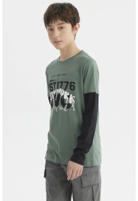 Imagen 2 del producto Polera Niño Básica Print Verde Oscuro