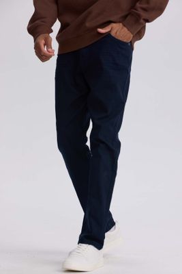 Imagen 2 del producto Jeans Hombre Slim Color Azul Marino