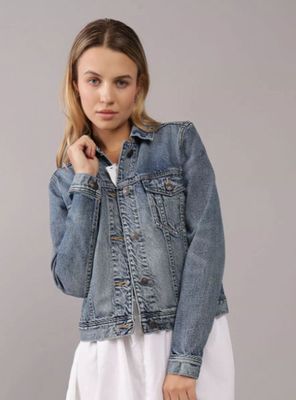 Imagen 1 del producto Chaqueta AE Denim Clásica Botón y Bolsillo
