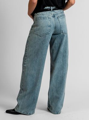 Imagen 2 del producto Jeans Cargo Tiro Medio Dominga Celeste