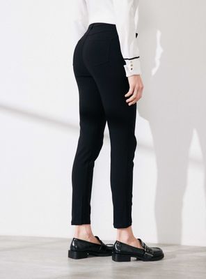 Imagen 2 del producto Calza con Botones Decorativos en Bolsillo