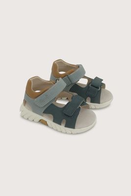 Sandalia ajustable azul de niño