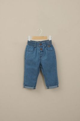 Jeans ligero azul de niño