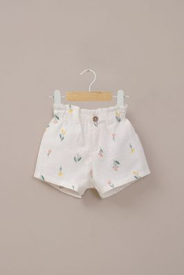 Short crema estampado de niña