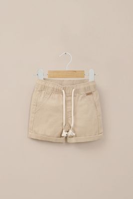 Short de gabardina beige de niño