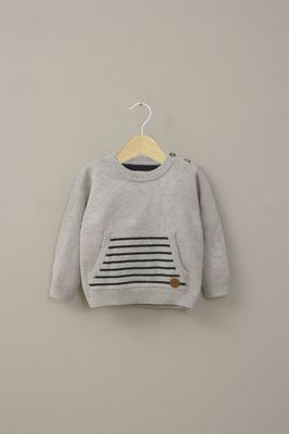Sweater beige de niño