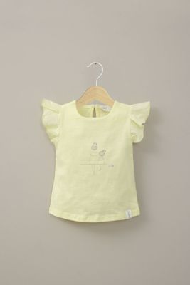 Polera vuelos amarilla de niña