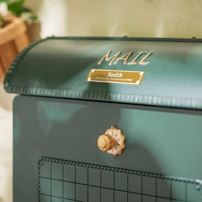 Imagen 2 del producto Etiquetas Brother TZe-MQ835 12mm Blanco Sobre Dorado