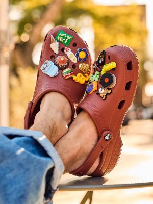 Imagen 2 del producto Zueco Crocs Hombre Classic Clog Café Madera