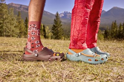 Imagen 2 del producto Zueco Crocs Hombre Classic Clog Verde Frío