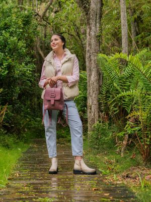 Imagen 2 del producto Botín Cagliari Mujer Beige