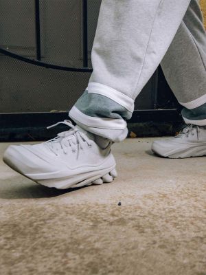 Imagen 2 del producto Zapatilla Crocs Hombre Echo Surge Blanco