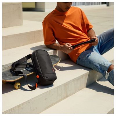 Imagen 2 del producto Tomtoc Bolso Bandolera GameOn-G49 para Switch 2 Negro