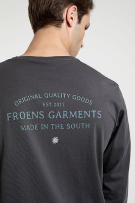 Imagen 2 del producto Polera manga larga hombre Back text grafito