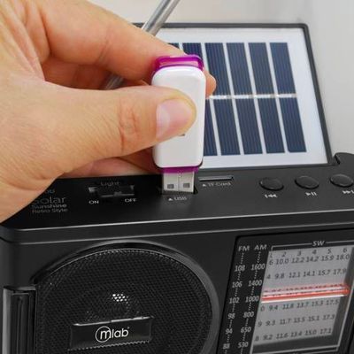 Imagen 2 del producto Radio Portatil AM/FM Solar Recargable Con Linterna Mlab Sunshine