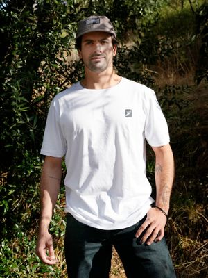 Imagen 2 del producto Polera Manga Corta Kano Ritoque 100% Algodón Orgánico Blanco