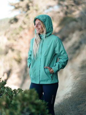 Imagen 2 del producto Chaqueta Cortavientos Impermeable Mujer Verde con Gorro