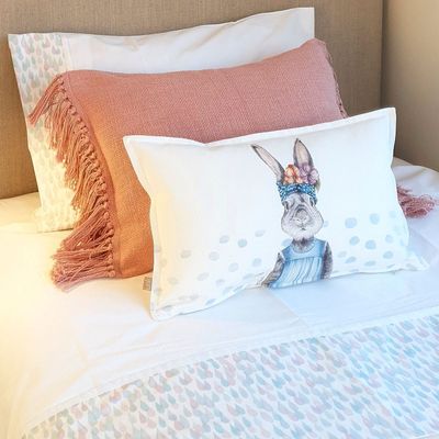 Imagen 2 del producto FUNDA COJÍN  ALGODÓN CONEJA FLORA 50X30