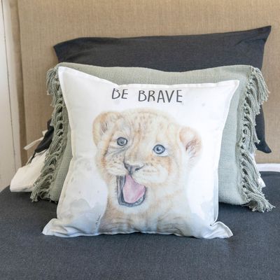 Imagen 2 del producto FUNDA COJÍN ALGODÓN LEÓN VALIENTE 45X45