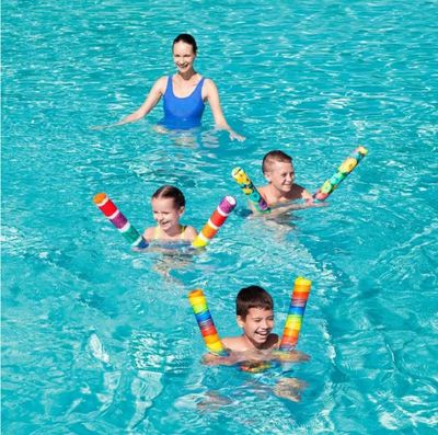 Imagen 2 del producto Tubo Flotador Tallarín de Piscina Diseño Rainbow