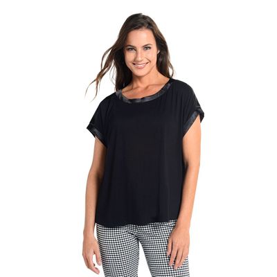 Polera Diseño Holgado Manga Corta Negra Caffarena