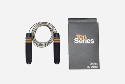 CUERDA PARA SALTAR NEGRA JUMPING ROPE
