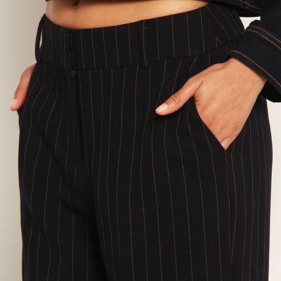 Imagen 2 del producto Pantalon Recto Tiro Alto Pretina Basica