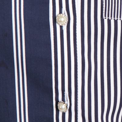 Imagen 2 del producto Blusa Manga 3/4 Listada Con Bolsillo Abotonada En Delantero