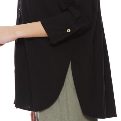 Imagen 2 del producto Blusa Manga Larga Lino Abotonada En Delantero