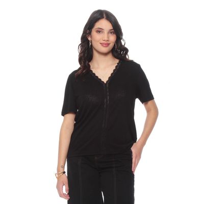 Polera Manga Corta Solida Escote Con Aplicacion En Centro Delantero