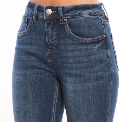 Imagen 2 del producto Jeans Recto Pretina Basica 1 Boton  Tiro Alto